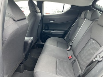 Toyota C-HR I Crossover Facelifting 1.8 Hybrid 122KM 2023 Toyota C-HR 1.8 Hybrid GPF Comfort, zdjęcie 13