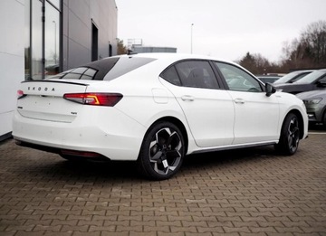 Skoda Superb IV Liftback 2.0 TSI 265KM 2025 Skoda Superb Sportline Limuzyna 2.0 TSI 4x4 265 KM, SKÓRA, HAK, Head-up DCC, zdjęcie 1
