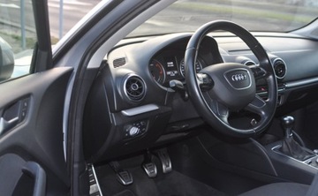 Audi A3 8V 2015 Audi A3 Sportback A4 8V SPORTBACK 1.6TDI Style Alu Navi LED 154tys.km 1.6, zdjęcie 2