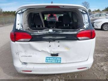 Chrysler Voyager V 2023 Chrysler Voyager 2023 Chrysler Voyager LX FWD 3.6 Benzyna 284KM, zdjęcie 4