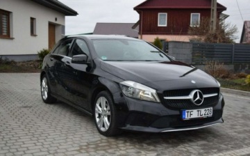 Mercedes Klasa A W176 Hatchback 5d Facelifting 180 122KM 2017 Mercedes-Benz Klasa A 1.6B 2017r Navi PDC Grzane Fotele Sprowadzony Oplaco, zdjęcie 1