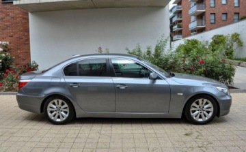 BMW Seria 5 E60 Sedan 523i 190KM 2007 BMW Seria 5 2.5 (190KM) Lift 2.5 Benzyna 190KM, zdjęcie 4