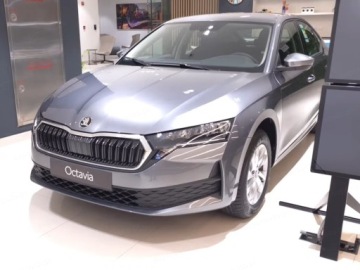 Skoda Octavia IV Liftback 1.5 TSI EVO 150KM 2026 SKODA Octavia Essence 1.5 TSI mHEV DSG Sedan 150KM 2026