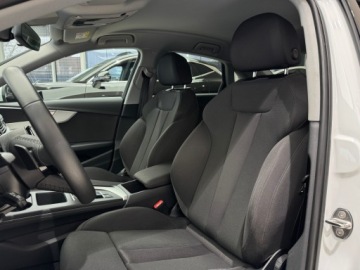 Audi A4 B9 Limousine Facelifting 2.0 35 TFSI 150KM 2023 Audi A4 Limousine 35 TFSI S Line S Tronic / Ambien, zdjęcie 8