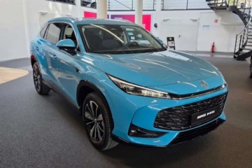 MG HS I 2024 MG HS Kamera cofania HD Kierownica wielofunkcyjna ISOFIX 1.5 Benzyna, zdjęcie 1