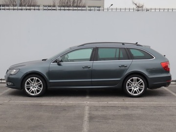 Skoda Superb II Outdoor 2.0 TDI CR DPF 170KM 2015 Skoda Superb 2.0 TDI, 167 KM, 4X4, DSG, Navi, zdjęcie 2