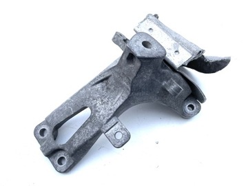 Podpora silnika 4G0199308E AUDI A6 A7 A8