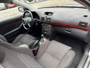 Toyota Avensis II Kombi 2.0 VVT-i 147KM 2003 Toyota Avensis BEMOWO 2003 rok produkcji, 2.0 benzyna KOMIS TYSIAK, zdjęcie 7