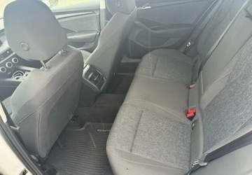 Skoda Superb III Kombi Facelifting 2.0 TDI SCR 150KM 2024 Skoda Superb 2.0 TDI SCR Essence DSG, zdjęcie 4