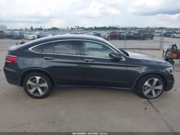 Mercedes GLC C254/X254 2023 Mercedes-Benz GLC 2023 r., 2,0L GLC 300 COUPE 4MATIC 2.0 Benzyna 255KM, zdjęcie 5