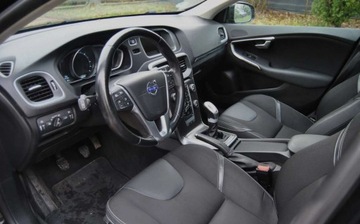 Volvo V40 II Cross Country D2 115KM 2013 Volvo V40 GWARANCJA, LIFT, Panorama, Nawigacja, City Safety, Ladnie utrzym, zdjęcie 4