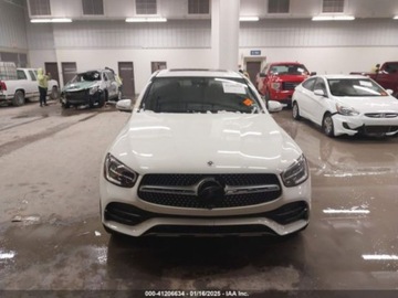 Mercedes GLC C253 2021 Mercedes-Benz GLC 2021r., 300, od ubezpieczalni 2.0 Benzyna 255KM, zdjęcie 1