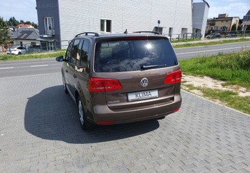 Volkswagen Touran II 1.2 105KM 2011 Volkswagen Touran 6-Biegow Tempomat Czujniki Parkowania Grzane Fotele 7-Os, zdjęcie 3
