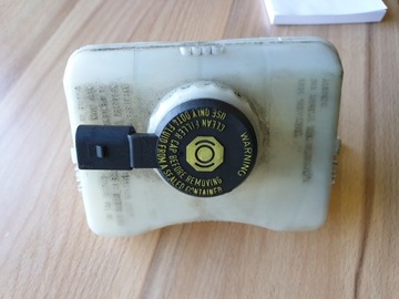 бачок тормозной жидкости AUDI A4 B8 A5 Q5 8R