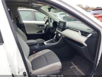 Toyota 2020 Toyota RAV4 2020r., XLE, od ubezpieczalni 2.5 Benzyna 203KM, zdjęcie 8