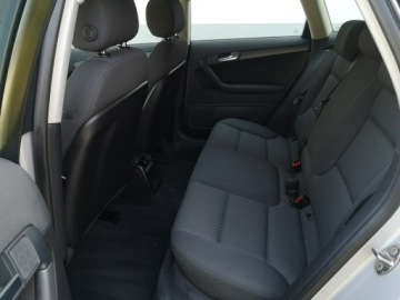 Audi A3 8P 2009 Audi A3 Sportback 1.6 MPI 102KM SPORTBACK Klimatro, zdjęcie 16
