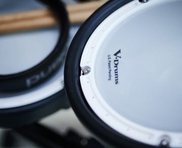 Электронный барабан Roland TD07-DMK Bluetooth с двойной сеткой