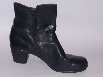 КОЖАНЫЕ БОТИЛЬОНЫ ECCO Размер 39-25,5 СМ