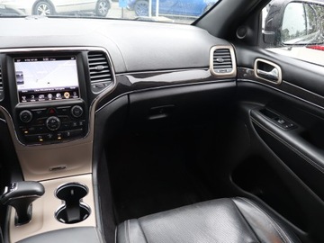 Jeep Grand Cherokee IV Terenowy Facelifting 3.0 CRD 250KM 2016 Jeep Grand Cherokee 3.0 CRD, 246 KM, 4X4, zdjęcie 7