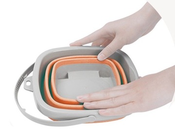 Игрушки для песка, складное ведро + аксессуары.