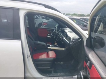 Mercedes GLB 2022 Mercedes-Benz GLB Amg glb 35 4matic Benzyna 2000KM, zdjęcie 9