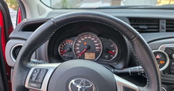 Toyota Yaris III Hatchback 5d Facelifting 1.0 VVT-i 69KM 2014 TOYOTA YARIS 1.0 VVT-i Edition-S 69KM KLIMA-PRZEBIEG TYLKO 97 TKM!!!, zdjęcie 26