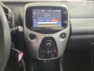 Toyota Aygo II Hatchback 5d 1.0 VVT-i 69KM 2014 Toyota Aygo 1.0 VVT-i X-play II (2014-) 1.0 VVT-i, zdjęcie 15