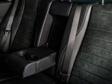 Mercedes GLE V167 SUV Facelifting 2.0 300d 269KM 2025 MERCEDES-BENZ GLE 300 d 4-Matic AMG Line 2.0 (269KM) 2025, zdjęcie 9