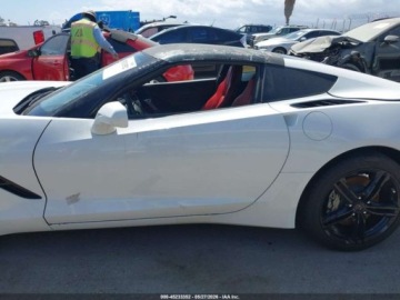 Chevrolet Corvette C7 2017 Chevrolet Corvette Stingray 2017 6.2 Benzyna 455KM, zdjęcie 1