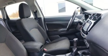 Mitsubishi ASX I SUV Facelifting 2016 1.6 117KM 2017 Mitsubishi ASX Mitsubishi ASX 1.6 Benzyna 117KM, zdjęcie 25
