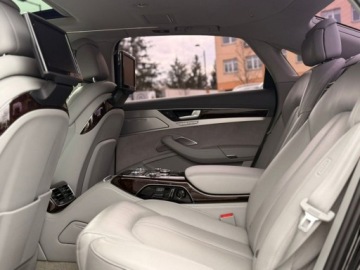 Audi A8 D4 Sedan Facelifting 4.0 TFSI 435KM 2014 Audi A8 A8 L Quattro 4.0 benzyna Japonia 4.0 Benzyna 435KM, zdjęcie 6