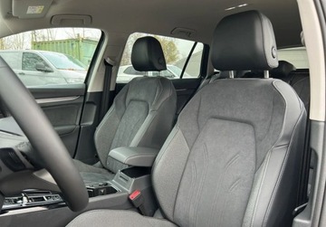 Volkswagen Golf VIII Hatchback Facelifting 2.0 TDI 150KM 2025 Volkswagen golf-variant Style 2.0 TDI 150 KM DSG 2.0 Diesel 150KM, zdjęcie 5