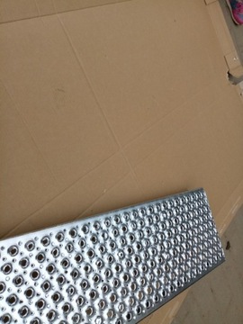 Nowość stopnie typ OFF ocynk 1000x270mm