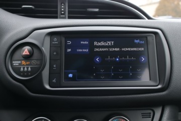 Toyota Yaris III Hatchback 5d Facelifting 2017 1.5 Dual VVT-iE 111KM 2020 Toyota Yaris 1.5 Dual VVT-i, Salon Polska, zdjęcie 12