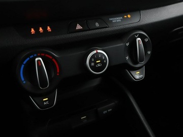 Kia Stonic I Crossover Facelifting 1.0 T-GDI 100KM 2022 Kia Stonic mHEV full LED klimatyzacja kamera i, zdjęcie 22