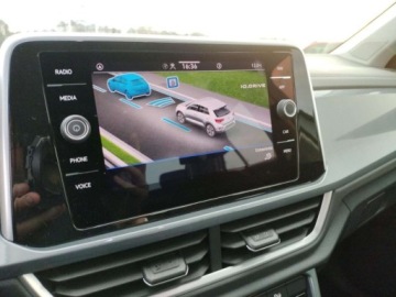 Volkswagen T-Roc I SUV Facelifting 1.5 TSI ACT 150KM 2022 Volkswagen T-Roc 1.5 Benzyna 150KM, zdjęcie 19