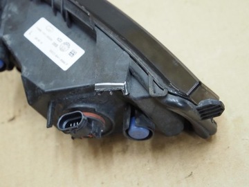 Галогенная противотуманная фара левая 5E0941699F OE ORIGINAL