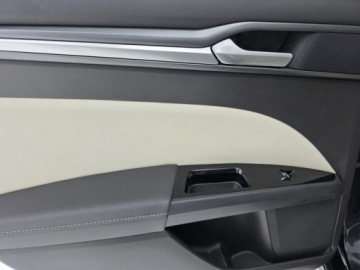 Ford Mondeo V Liftback 1.5 EcoBoost 160KM 2017 FORD MONDEO 1.5l 160KM*TITANIUM Salon PL Serwisowany w ASO 1 Właściciel, zdjęcie 26