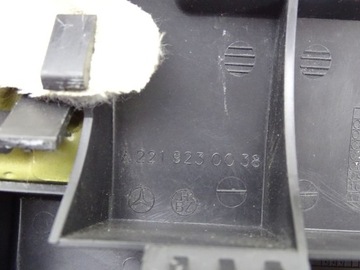 MERCEDES S W221 05-13 PODHLAVNÍK CENTRÁLNÍ POHOVKA ZADNÍ KŮŽE BEZ A2219230038