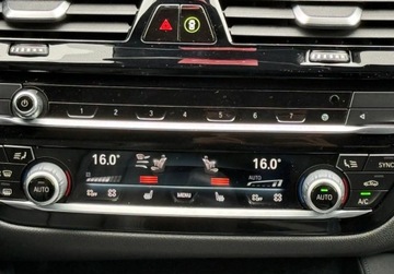 BMW Seria 5 G30-G31 2021 BMW Seria 5 530d xDrive M Pakiet HiFi Display Key Webasto HeadUp VAT 23, zdjęcie 33