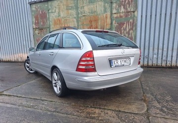 Mercedes Klasa C W203 Kombi T203 3.0 V6 (C 320 CDI) 224KM 2005 Mercedes-Benz Klasa C AVANGARDE Automat Skorzana Tapicerka Tempomat Szyber, zdjęcie 1