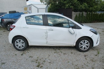 Toyota Yaris III 2018 Toyota Yaris ROK 2018 POJ 1,0 72KM, zdjęcie 3