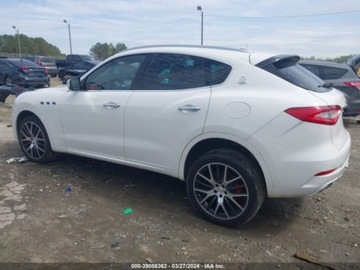 Maserati Levante 2017 Maserati Levante 2017 Maserati Levante 3.0L 3.0 Benzyna 345KM, zdjęcie 3
