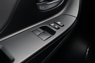 Toyota Yaris III Hatchback 5d Facelifting 2017 1.5 Dual VVT-iE 111KM 2020 Toyota Yaris 1.5 Dual VVT-i, Salon Polska, zdjęcie 18