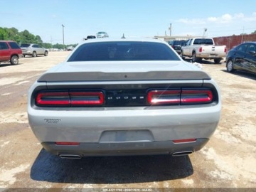 Dodge Challenger III 2020 Dodge Challenger SXT 2020 3.6l 3.6 Benzyna 305KM, zdjęcie 4