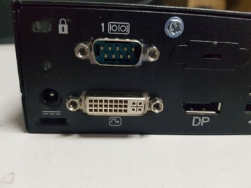 Fujitsu S720 / 4 ГБ ОЗУ / БЕЗ ДИСКА + БЛОК ПИТАНИЯ + МЫШЬ