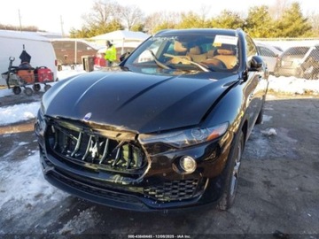 Maserati Levante 2017 Maserati Levante 2017 Maserati Levante S 3.0L 3.0 Benzyna 424KM, zdjęcie 8