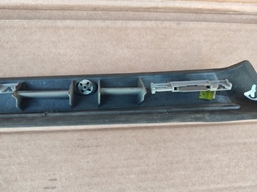 Listwa prawa szyby przedniej CITROEN C5 III X7 KTHB 9659145880