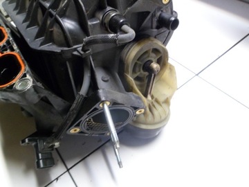 TOYOTA OE 1028856S01 KOLEKTOR SACÍ/ZBĚRNÉ