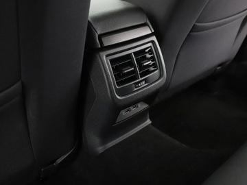 Seat Leon III Hatchback Facelifting 1.5 EcoTSI 150KM 2019 Seat Leon GRATIS! Pakiet Serwisowy o wartości 600, zdjęcie 37